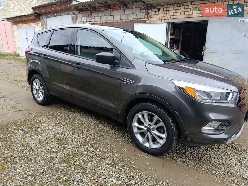 Позашляховик / Кросовер Ford Escape 2018 в Надвірній