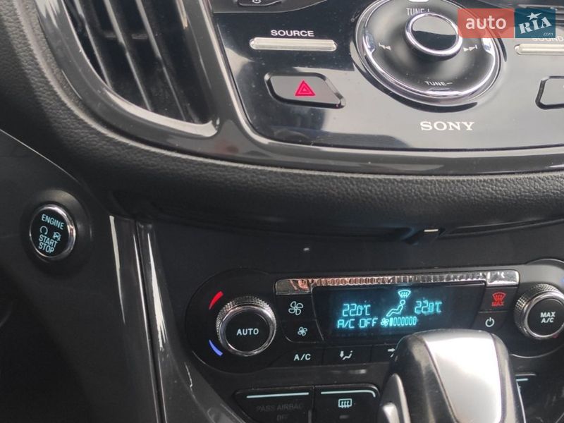 Внедорожник / Кроссовер Ford Escape 2013 в Монастыриске