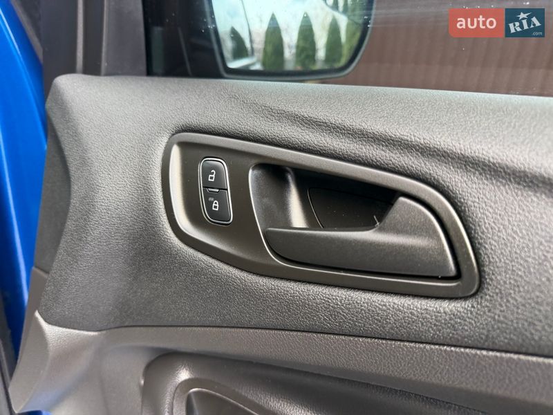 Позашляховик / Кросовер Ford Escape 2018 в Дніпрі