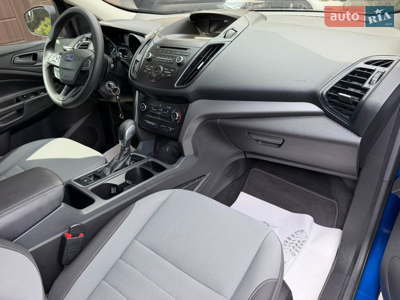 Позашляховик / Кросовер Ford Escape 2018 в Дніпрі