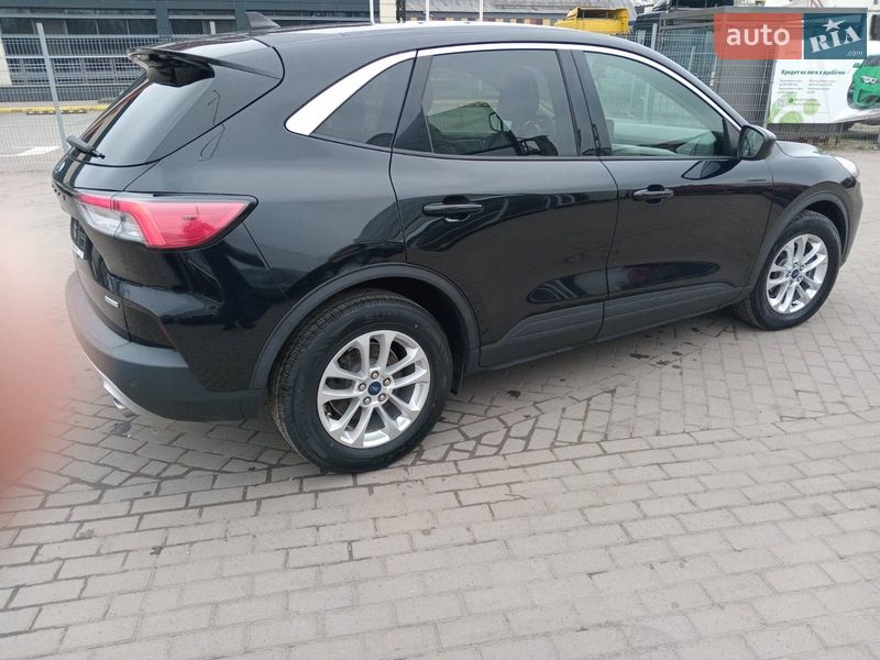 Внедорожник / Кроссовер Ford Escape 2020 в Львове