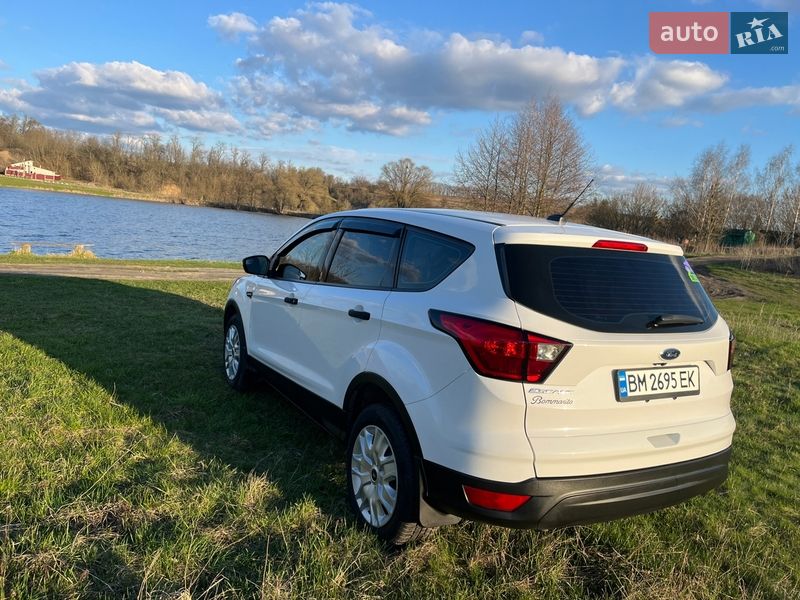 Позашляховик / Кросовер Ford Escape 2019 в Сумах