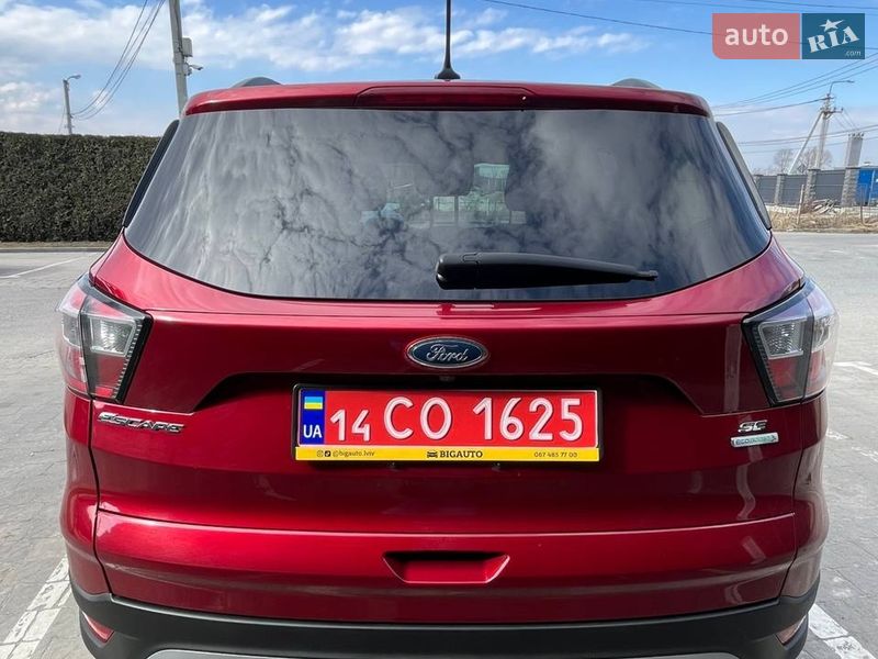 Позашляховик / Кросовер Ford Escape 2018 в Львові