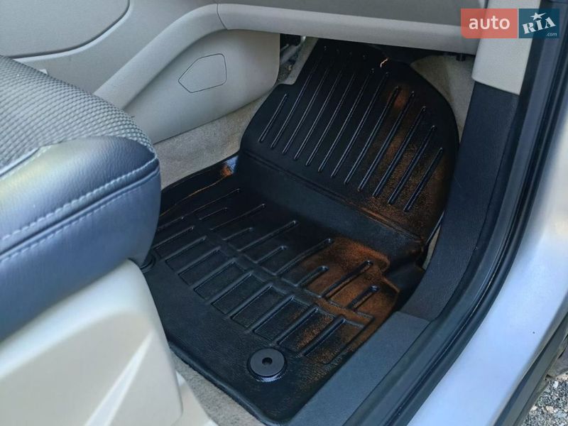 Позашляховик / Кросовер Ford Escape 2015 в Києві фото 21 Позашляховик / Кросовер Ford Escape 2015 в Києві