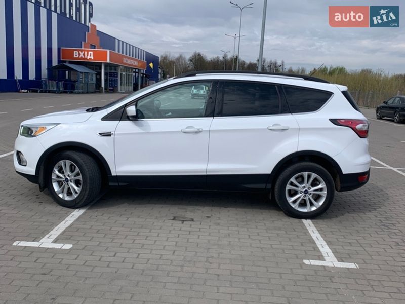 Позашляховик / Кросовер Ford Escape 2017 в Дубні фото 6 Позашляховик / Кросовер Ford Escape 2017 в Дубні