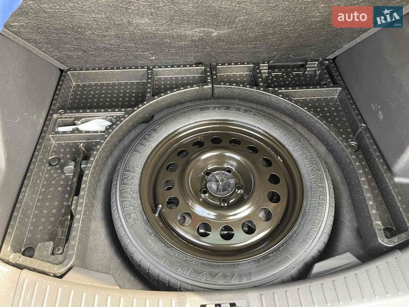 Позашляховик / Кросовер Ford Escape 2017 в Дубні фото 31 Позашляховик / Кросовер Ford Escape 2017 в Дубні