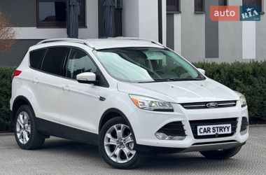 Позашляховик / Кросовер Ford Escape 2015 в Стрию