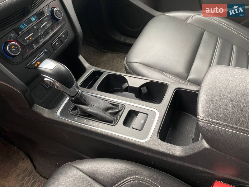 Позашляховик / Кросовер Ford Escape 2019 в Львові