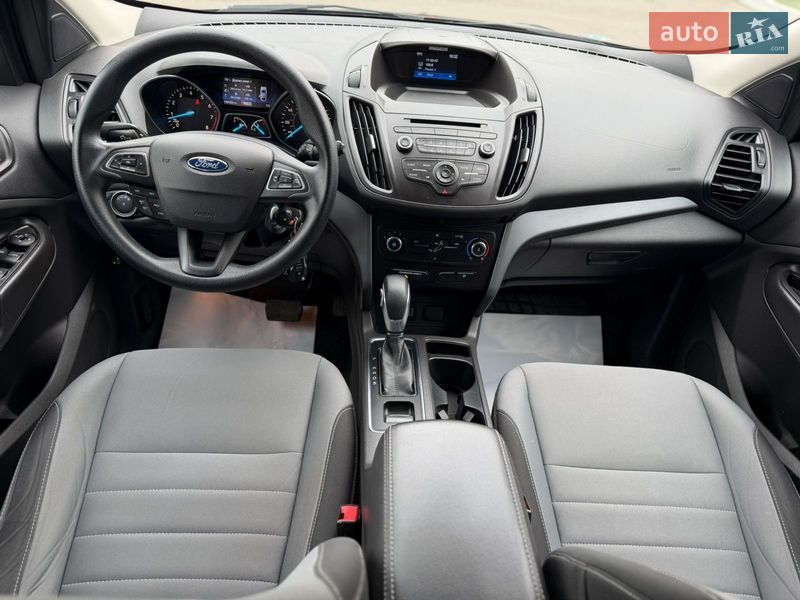 Внедорожник / Кроссовер Ford Escape 2016 в Ивано-Франковске