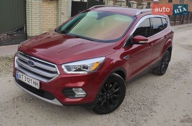 Внедорожник / Кроссовер Ford Escape 2017 в Коломые