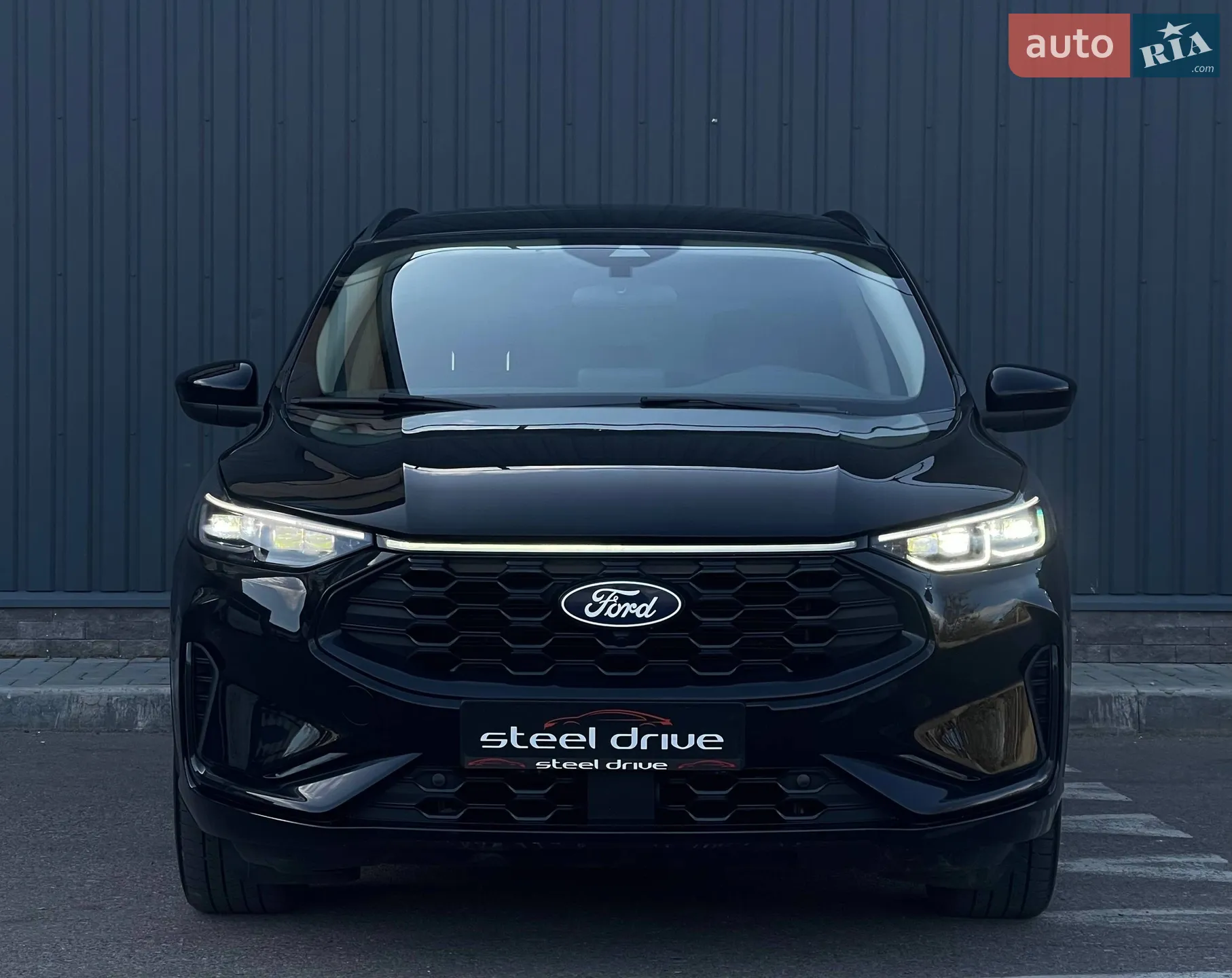 2020 Ford Escape - фото 1