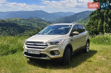 Позашляховик / Кросовер Ford Escape 2016 в Житомирі