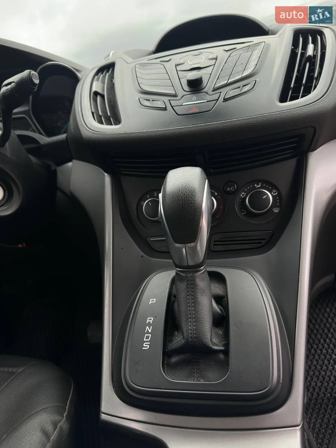 2015 Ford Escape - мініатюра 9