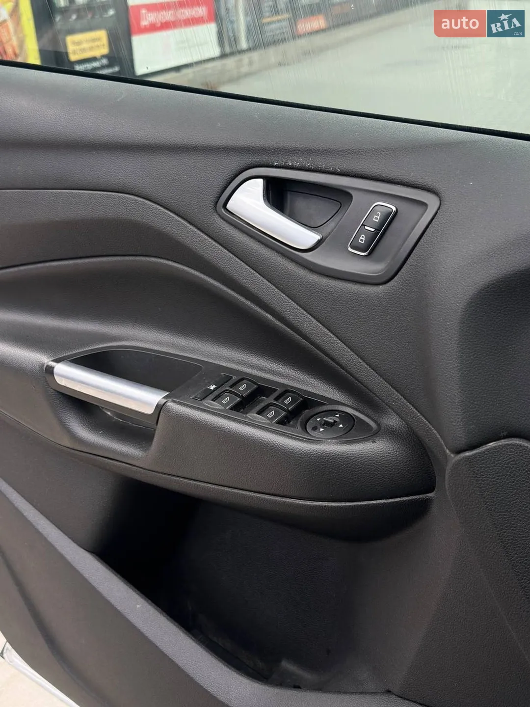 2015 Ford Escape - мініатюра 18