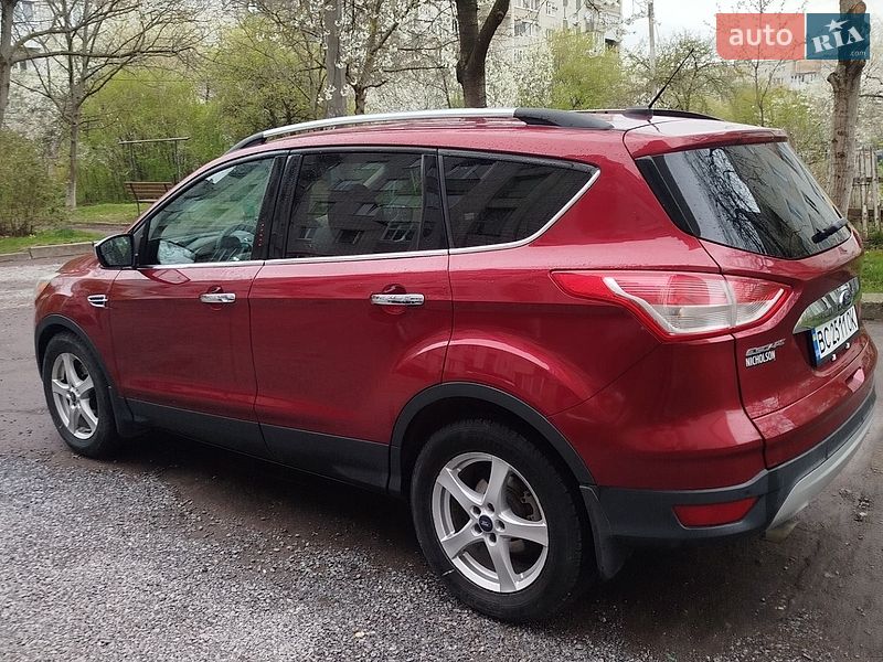 Внедорожник / Кроссовер Ford Escape 2014 в Дрогобыче