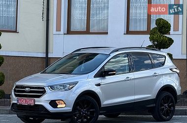 Позашляховик / Кросовер Ford Escape 2017 в Дрогобичі