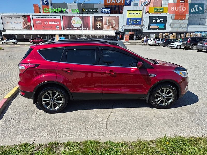 Внедорожник / Кроссовер Ford Escape 2018 в Харькове