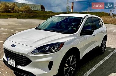 Позашляховик / Кросовер Ford Escape 2021 в Львові