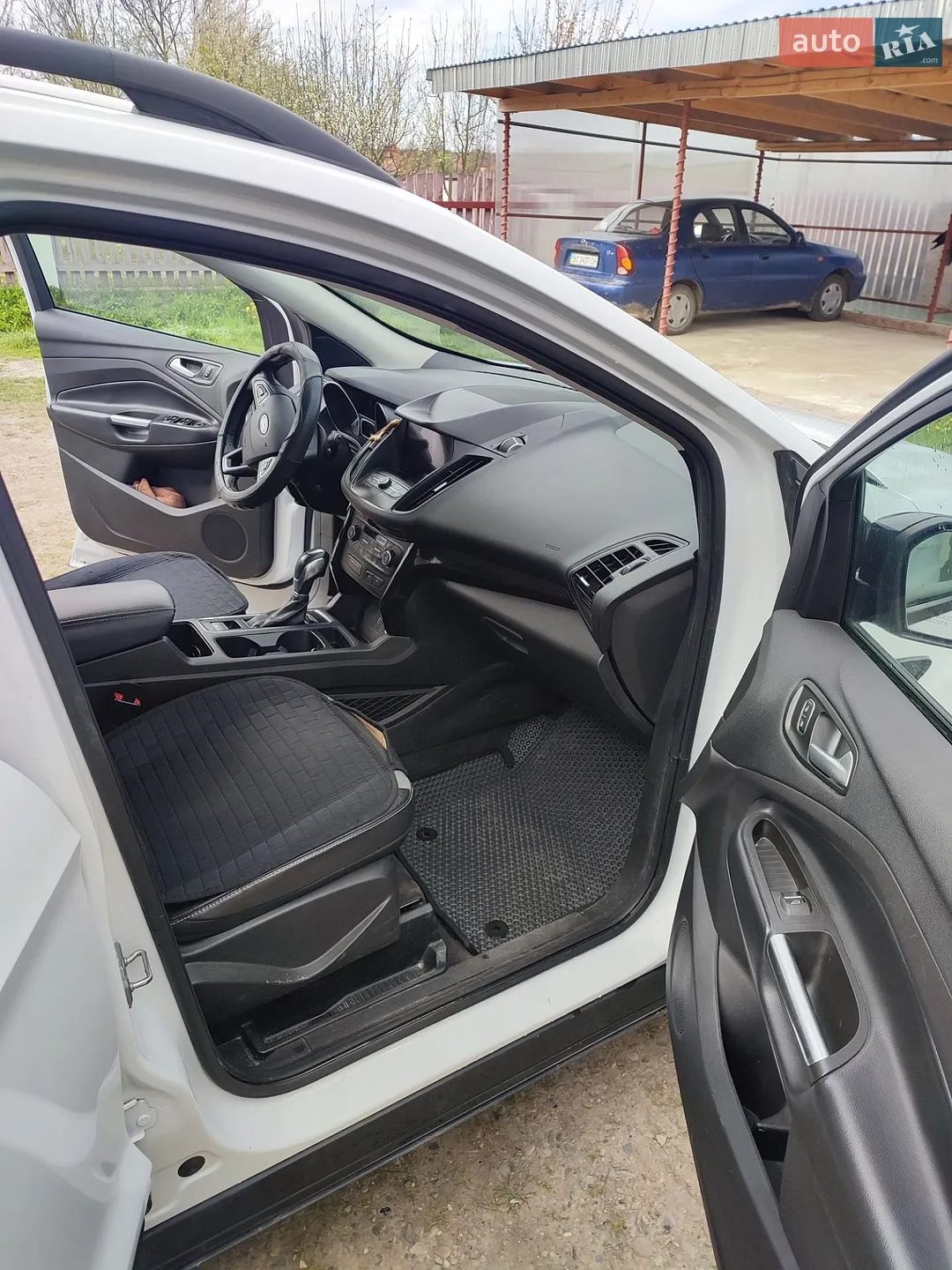 Ford Escape 2019 VIN 1FMCU0GD8KUB74948 фото оголошення 10 з 42