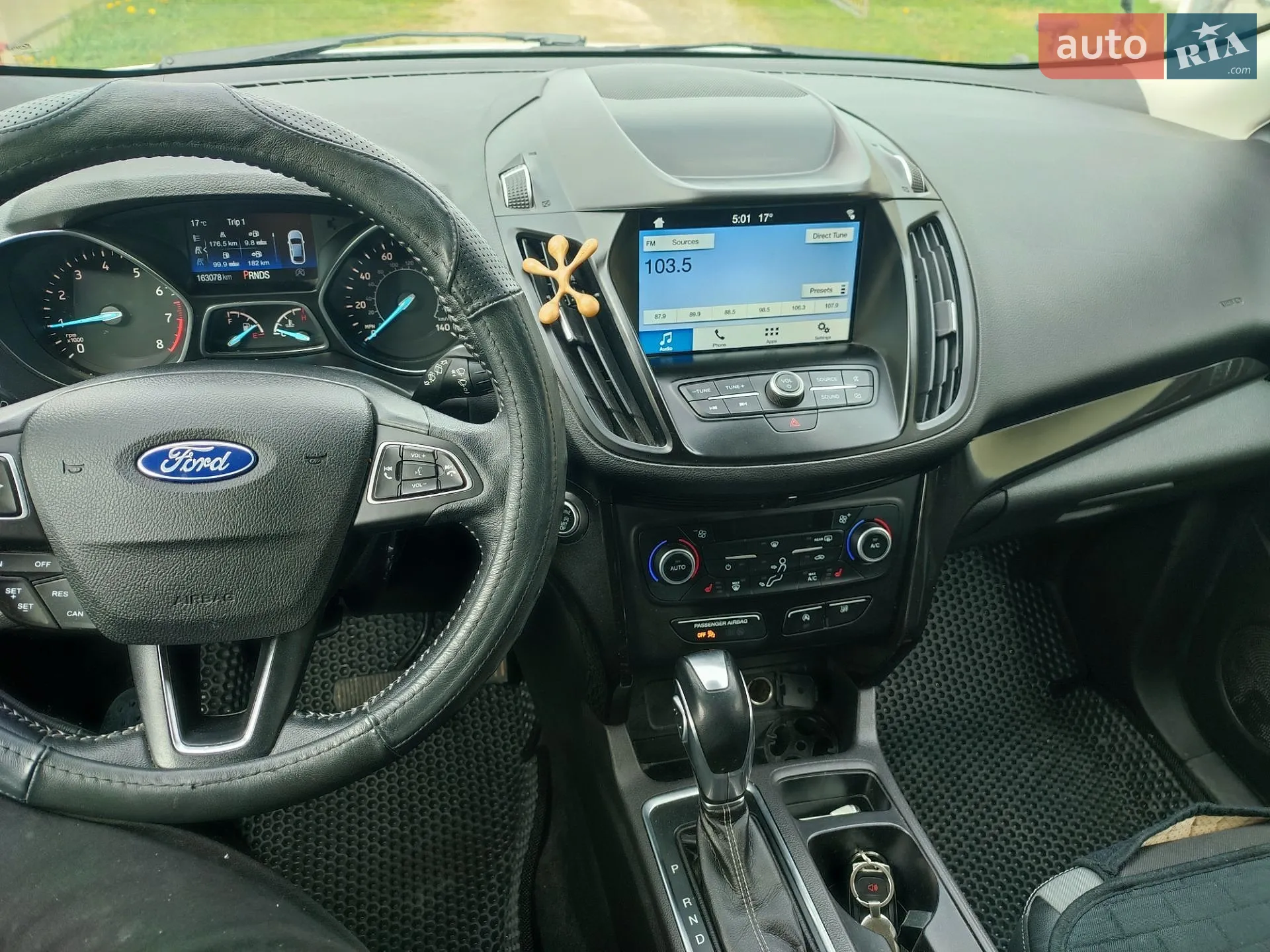 Ford Escape 2019 VIN 1FMCU0GD8KUB74948 фото оголошення 17 з 42