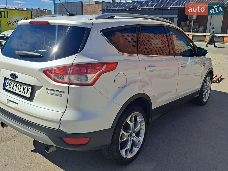 Внедорожник / Кроссовер Ford Escape 2013 в Нетешине