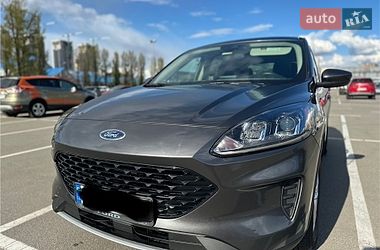 Позашляховик / Кросовер Ford Escape 2020 в Києві