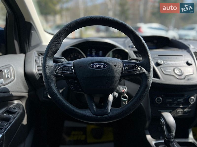 Позашляховик / Кросовер Ford Escape 2018 в Львові