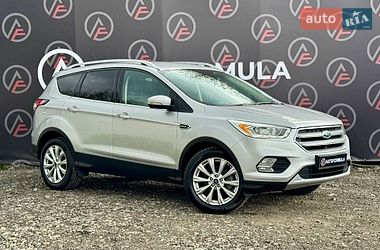 Внедорожник / Кроссовер Ford Escape 2017 в Киеве