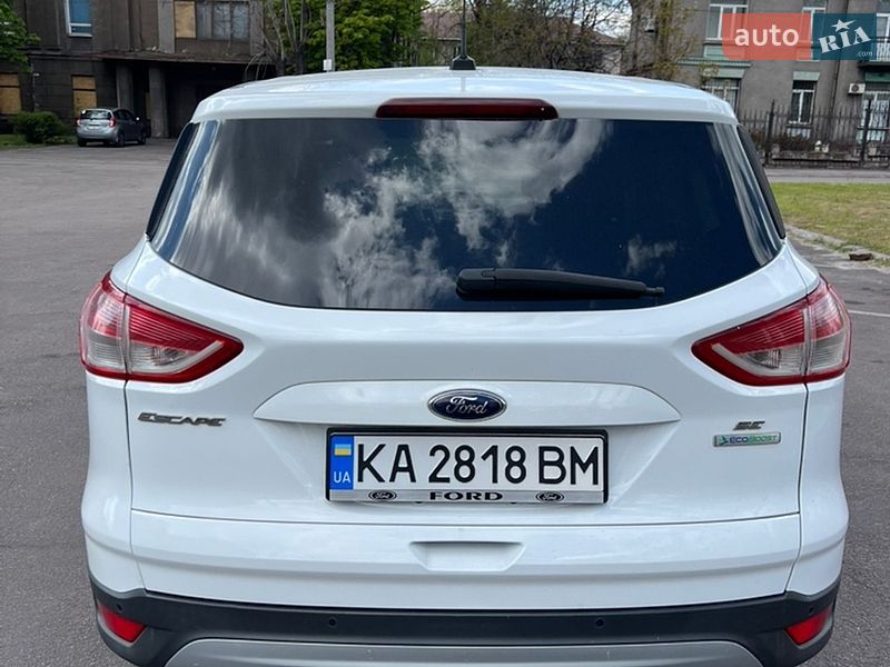 Внедорожник / Кроссовер Ford Escape 2012 в Каменском