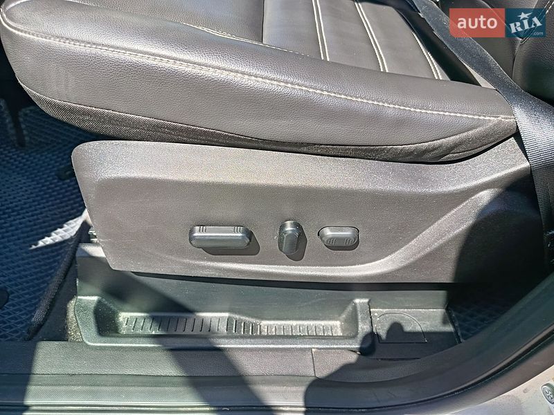 Позашляховик / Кросовер Ford Escape 2019 в Городенці