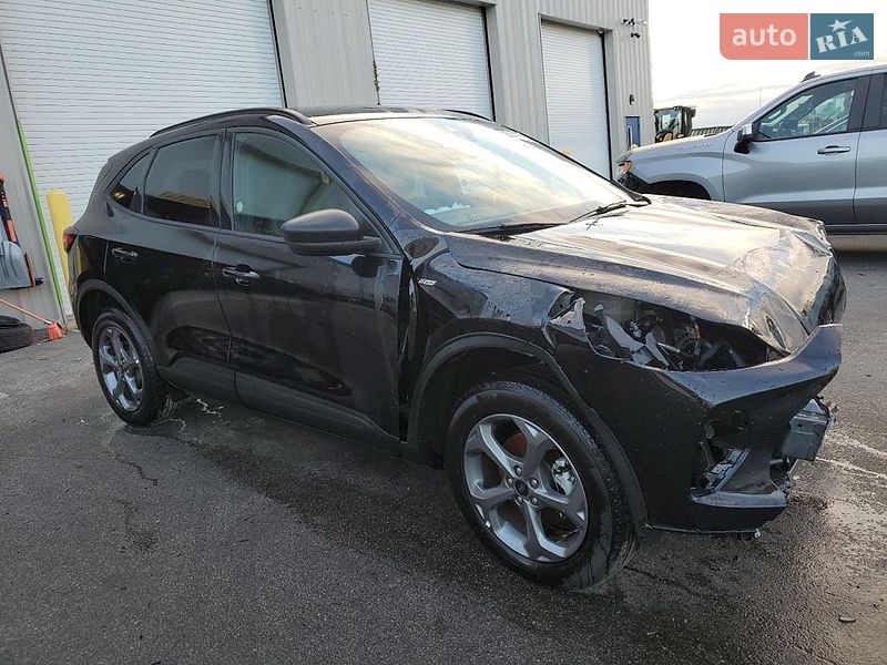 Позашляховик / Кросовер Ford Escape 2025 в Львові