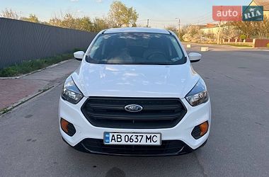 Позашляховик / Кросовер Ford Escape 2017 в Калинівці