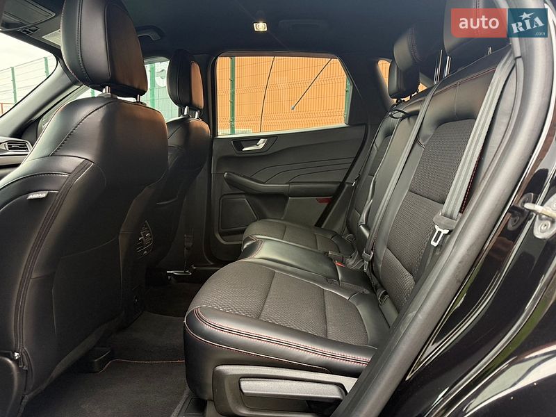 Внедорожник / Кроссовер Ford Escape 2023 в Киеве