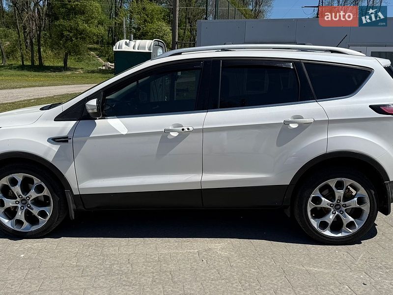 Внедорожник / Кроссовер Ford Escape 2016 в Львове