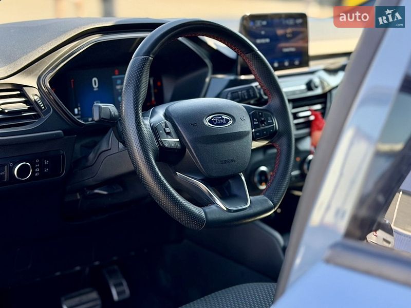 Внедорожник / Кроссовер Ford Escape 2023 в Киеве