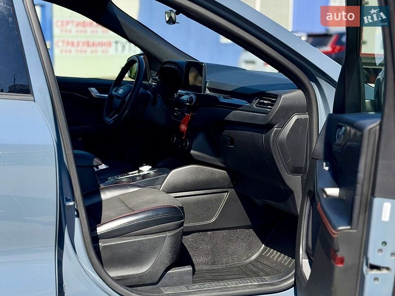 Внедорожник / Кроссовер Ford Escape 2023 в Киеве