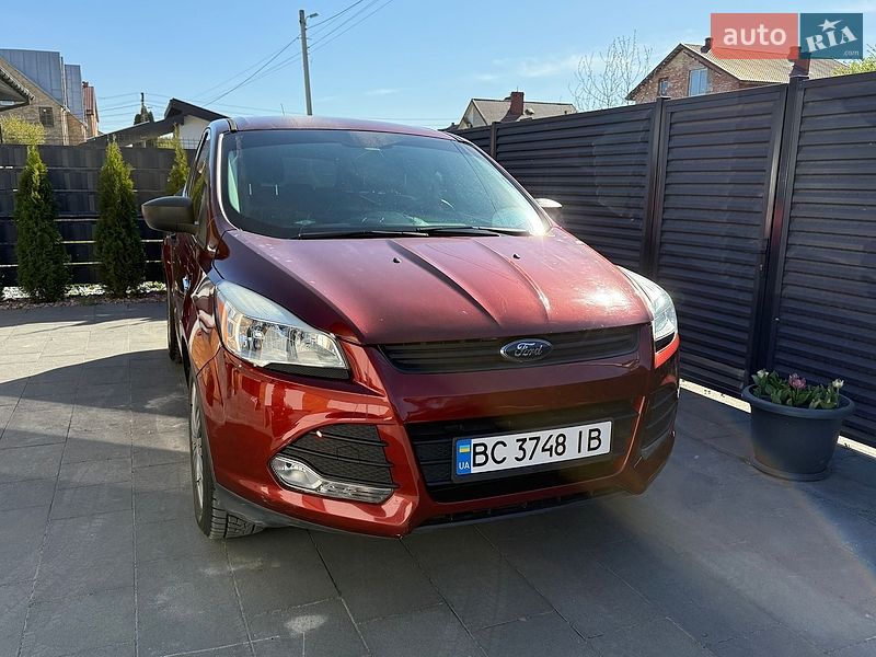 Внедорожник / Кроссовер Ford Escape 2015 в Львове