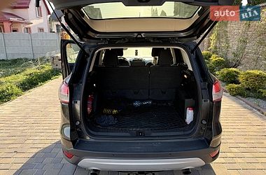 Внедорожник / Кроссовер Ford Escape 2016 в Ровно