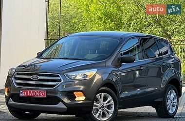 Внедорожник / Кроссовер Ford Escape 2017 в Дрогобыче