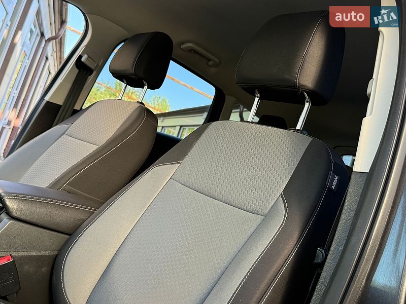 Внедорожник / Кроссовер Ford Escape 2017 в Дрогобыче