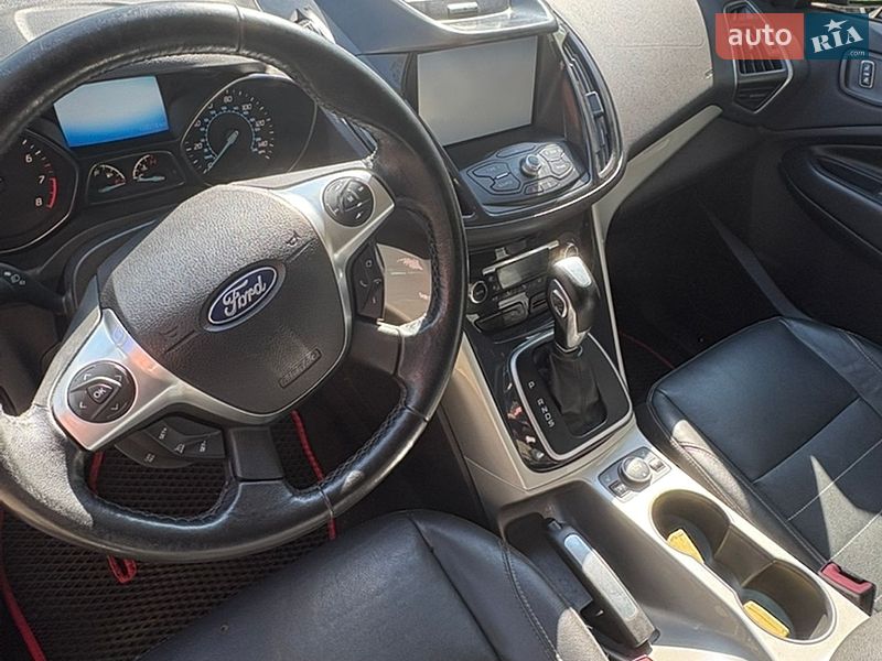Внедорожник / Кроссовер Ford Escape 2013 в Чернигове