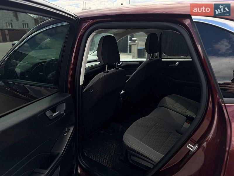 Внедорожник / Кроссовер Ford Escape 2021 в Львове