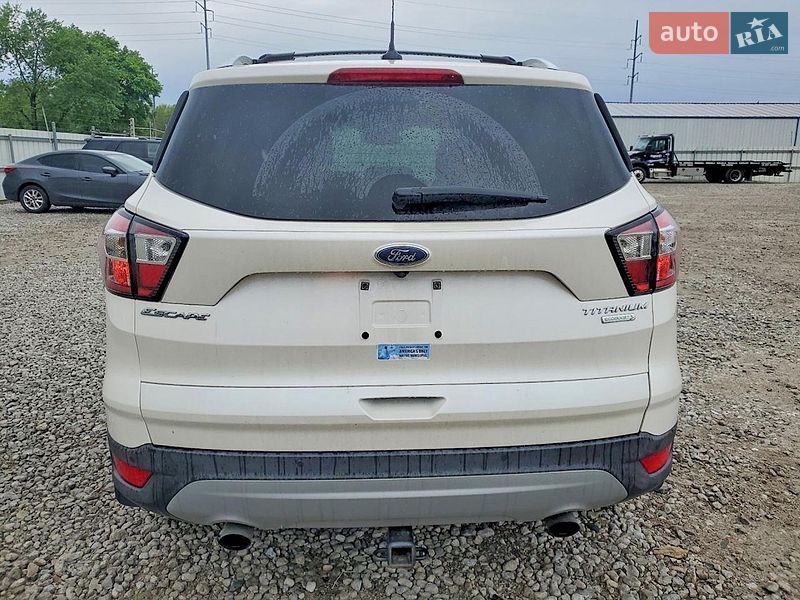 Внедорожник / Кроссовер Ford Escape 2018 в Львове