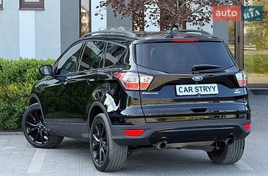 Внедорожник / Кроссовер Ford Escape 2018 в Стрые