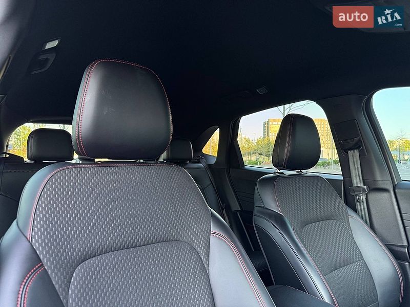 Внедорожник / Кроссовер Ford Escape 2025 в Киеве