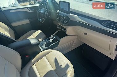 Позашляховик / Кросовер Ford Escape 2019 в Городку