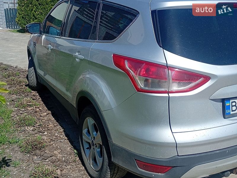 Позашляховик / Кросовер Ford Escape 2015 в Броварах