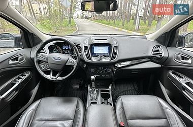 Внедорожник / Кроссовер Ford Escape 2016 в Белогородке