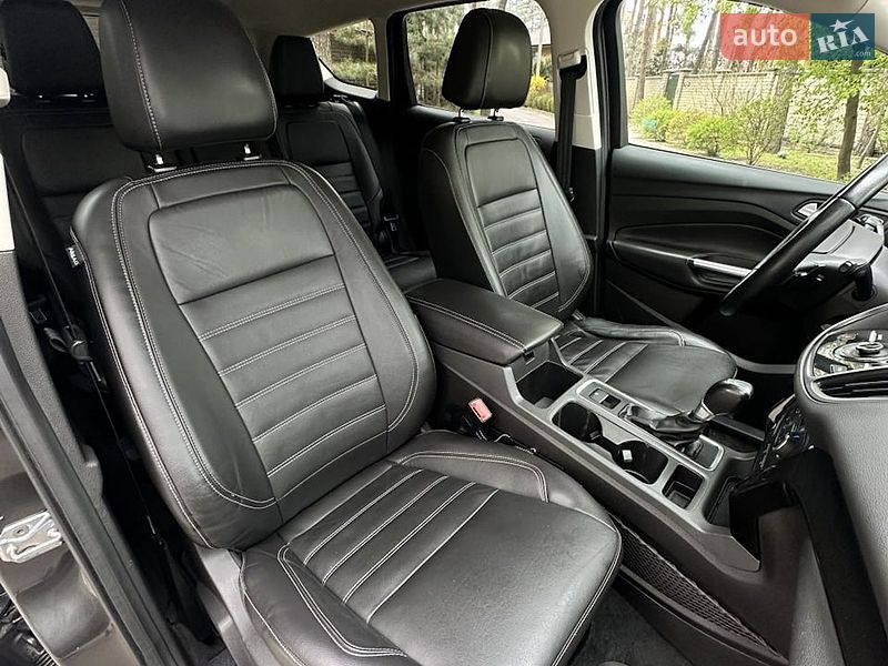 Внедорожник / Кроссовер Ford Escape 2016 в Белогородке