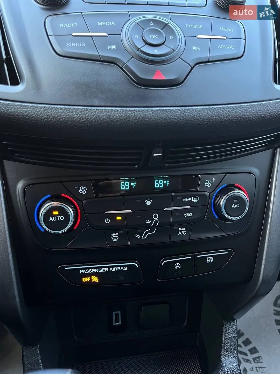 2017 Ford Escape - мініатюра 16